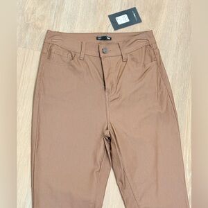 Brown Pants - has stretch